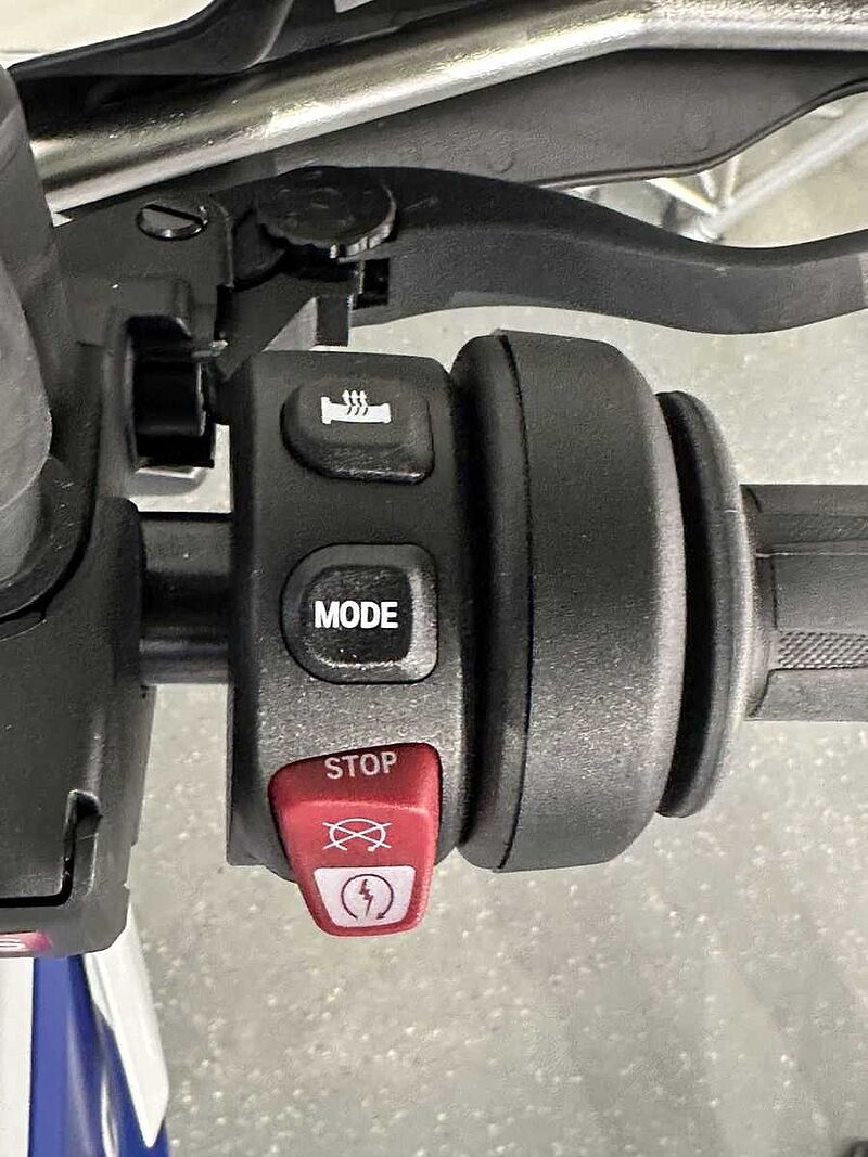 BMW F 900 GS Dynamik- u. Enduro-Paket Pro